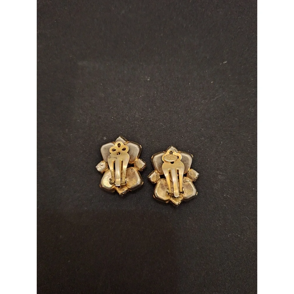 Vintage By Gale Champagne Rhinestone Clip On Earrings Cluster